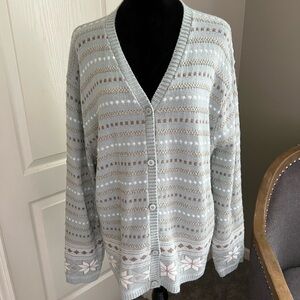 Cape Cod Women's Cardigan in Pale Green